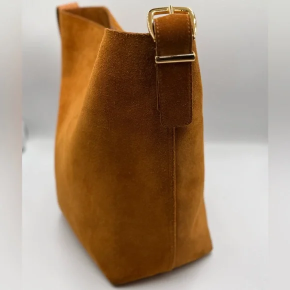 Madewell Suede Essential Bucket Tote - Picture 3 of 7